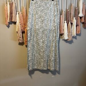 Misa Los Angeles Cream Floral Maxi Skirt size M NWT